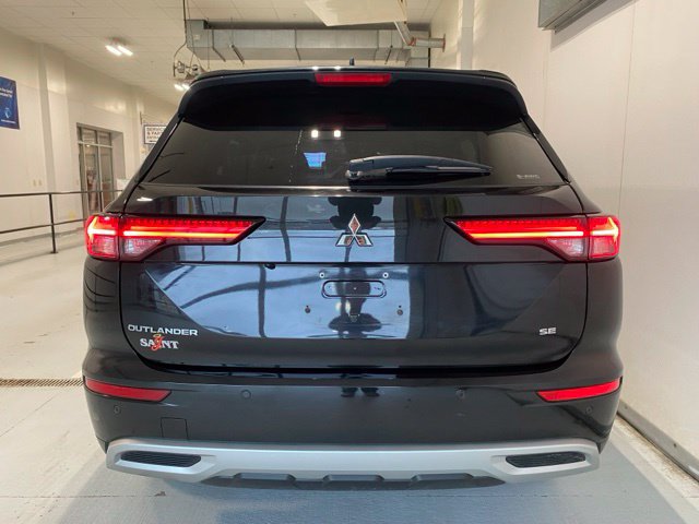 Used 2023 Mitsubishi Outlander SE AWD/4WD image 6