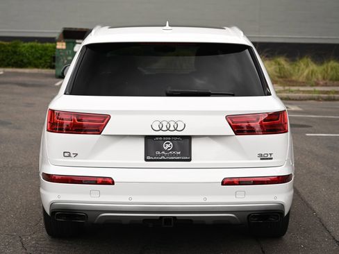 Used 2018 Audi Q7 3.0T Prestige AWD/4WD image 6