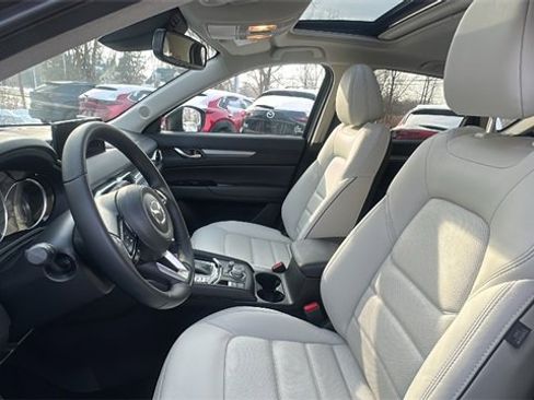 Certified 2025 MAZDA CX-5 AWD 2.5 S w/ Preferred Package image 22