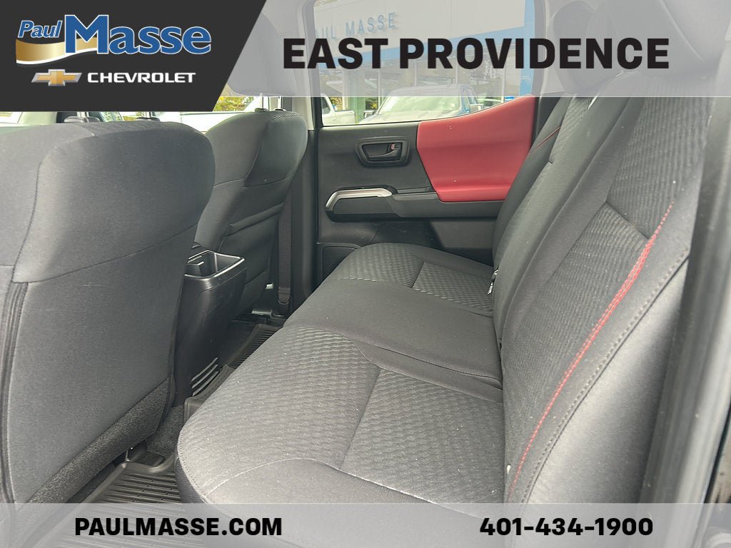 Used 2023 Toyota Tacoma SR5 AWD/4WD image 11