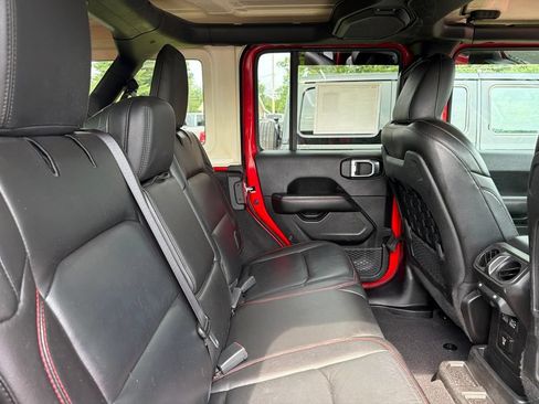 Certified 2021 Jeep Wrangler Unlimited Rubicon AWD/4WD image 10