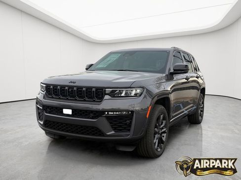 New 2026 Jeep Grand Cherokee Limited image 8