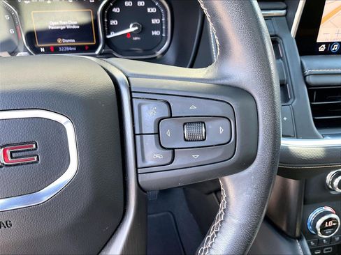 Used 2021 GMC Yukon AT4 w/ Rear Media and Nav Package AWD/4WD image 19