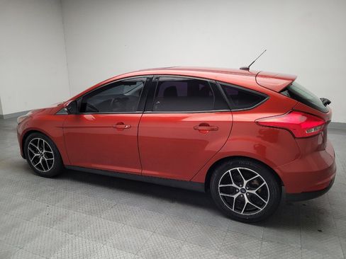 Used 2018 Ford Focus SEL FWD image 3