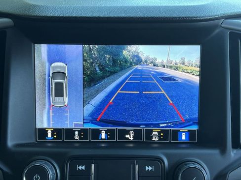 Used 2022 GMC Terrain AT4 w/ Infotainment Package II image 17