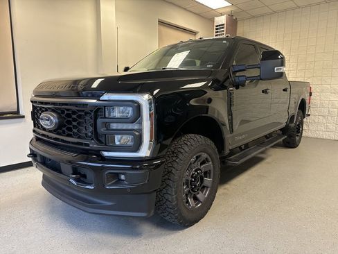 Used 2024 Ford F250 Lariat w/ Lariat Ultimate Package AWD/4WD image 42