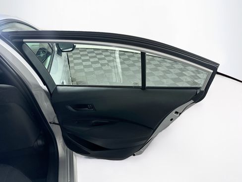 Used 2024 Toyota Corolla LE image 29