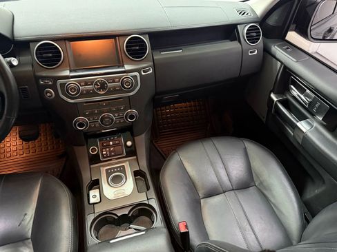 Used 2016 Land Rover LR4 HSE image 15