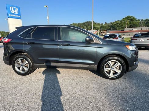 Used 2022 Ford Edge SEL w/ Convenience Package AWD/4WD image 3