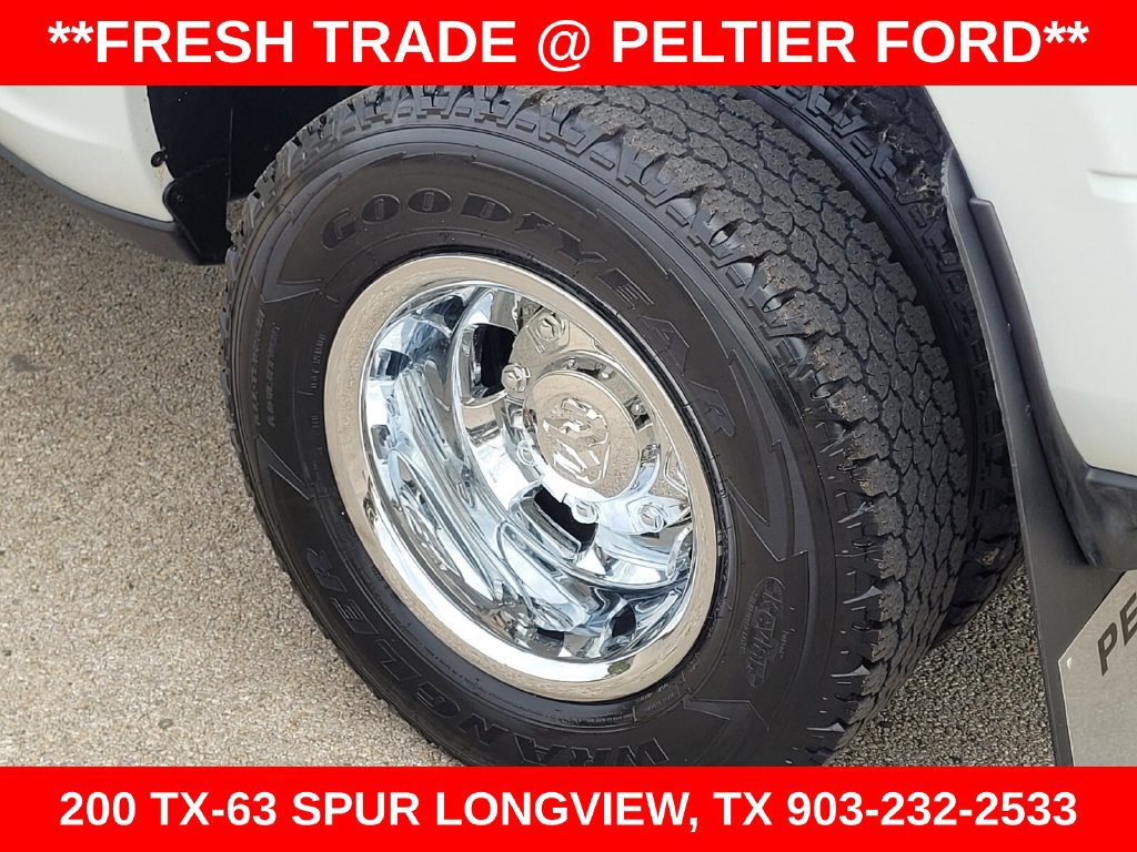 Used 2024 RAM 3500 Tradesman w/ Chrome Appearance Group AWD/4WD image 7