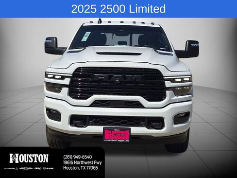 New 2025 RAM 2500 Limited AWD/4WD image 8