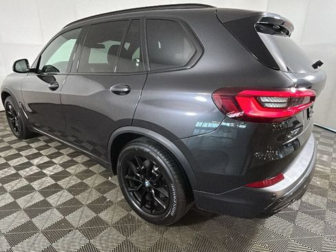 Used 2022 BMW X5 xDrive40i AWD/4WD image 5