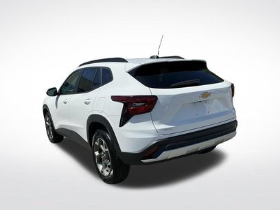 Used 2025 Chevrolet Trax LT w/ LT Convenience Package