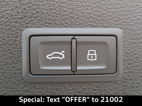 Certified 2024 Audi Q5 2.0T Premium Plus image 16