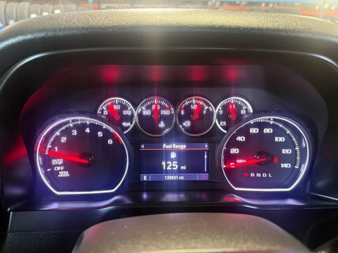 Used 2019 Chevrolet Silverado 1500 LT w/ Texas Edition RWD image 4