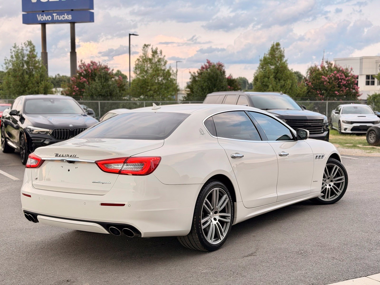 Used 2017 Maserati Quattroporte S GranLusso RWD image 5