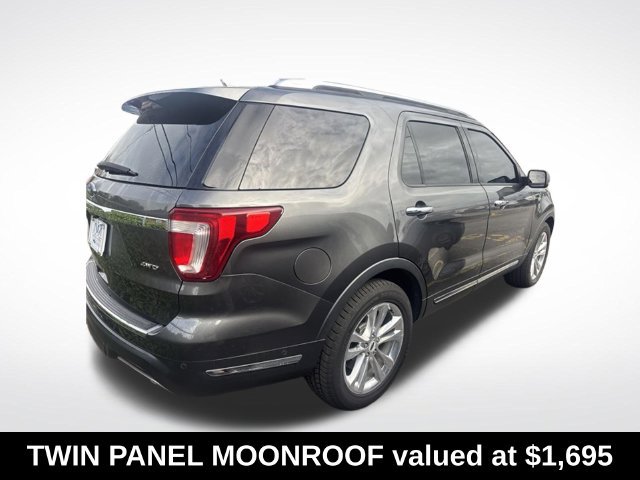 Used 2018 Ford Explorer Limited w/ Equipment Group 301A AWD/4WD image 4