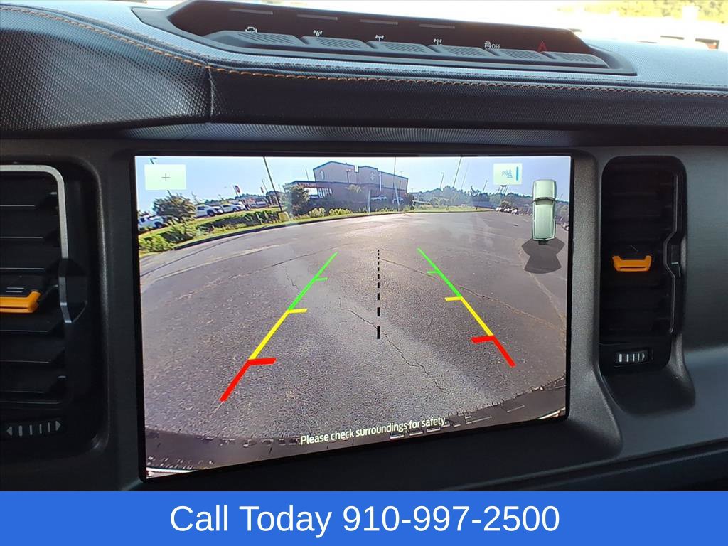 Used 2024 Ford Bronco Badlands w/ Sasquatch Package AWD/4WD image 19