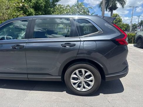 Used 2024 Honda CR-V LX image 9