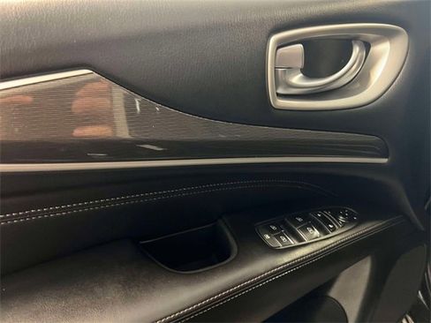 Used 2019 INFINITI QX60 Pure image 17