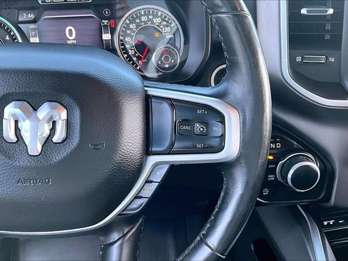 Used 2019 RAM 1500 Big Horn AWD/4WD image 20