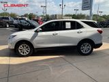 Used 2018 Chevrolet Equinox LT image 2