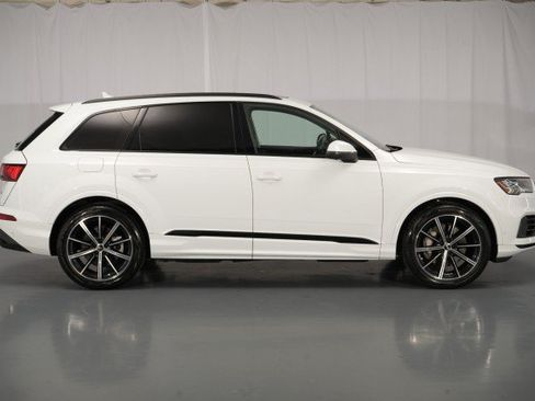 Used 2023 Audi Q7 3.0T Prestige AWD/4WD image 11