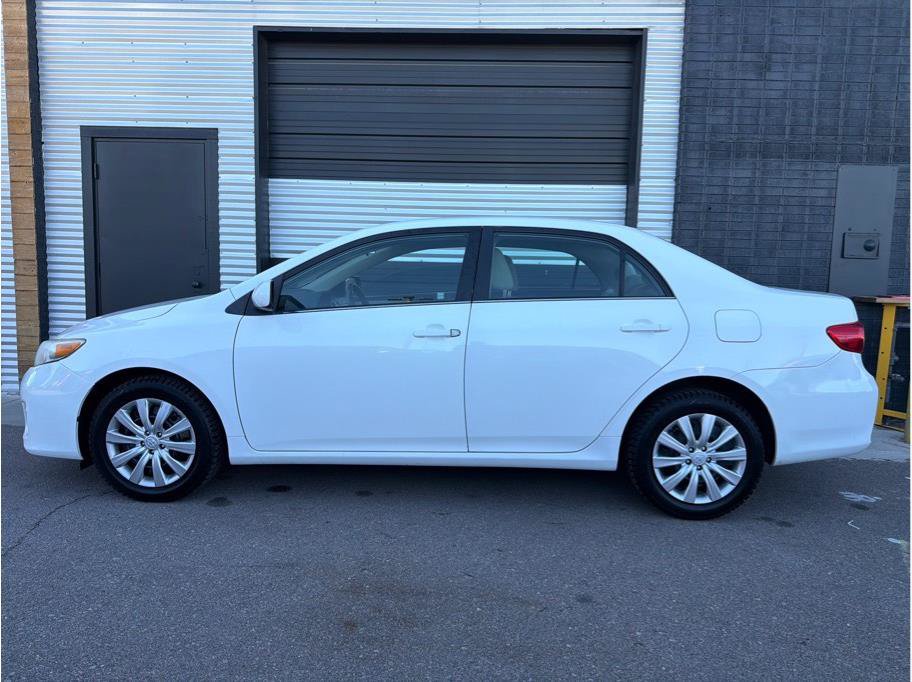 Used 2013 Toyota Corolla LE FWD image 6