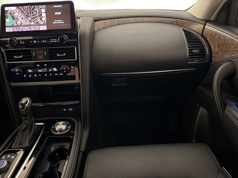 Used 2023 INFINITI QX80 Premium Select w/ Cargo Package image 28