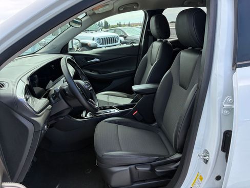 Used 2025 Buick Encore GX Preferred FWD image 25