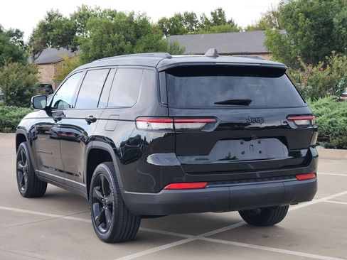 Used 2023 Jeep Grand Cherokee L Laredo AWD/4WD image 7