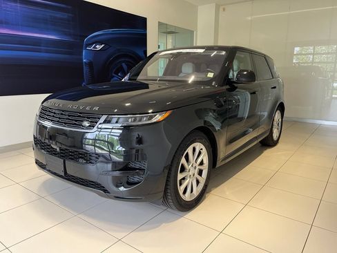 Used 2023 Land Rover Range Rover Sport SE AWD/4WD image 1