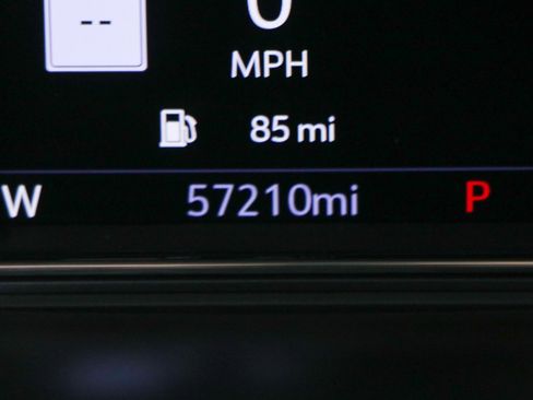 Used 2023 GMC Sierra 2500 Denali w/ Denali Ultimate Package image 17