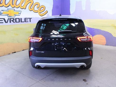 Used 2023 Ford Escape Active image 7