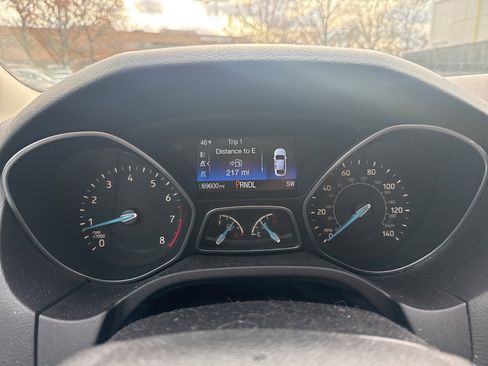 Used 2016 Ford Focus SE image 9