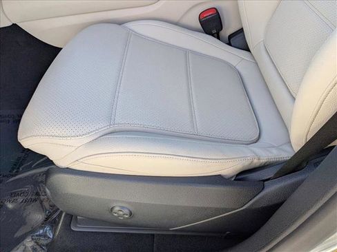 New 2026 Mercedes-Benz GLC 300 image 4