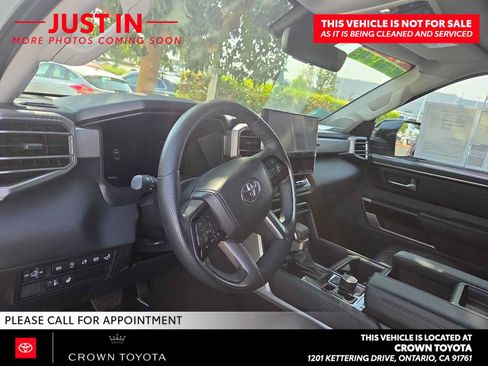 Used 2024 Toyota Tundra Limited AWD/4WD image 2
