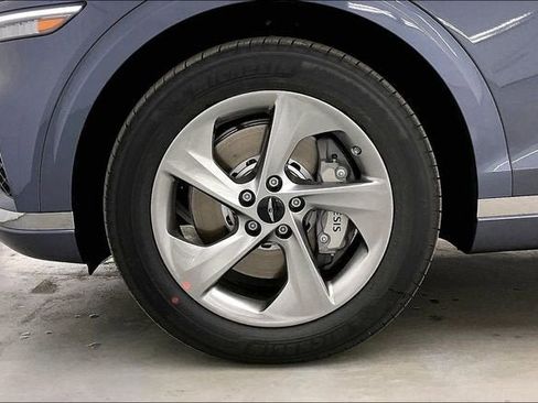 New 2026 Genesis GV70 2.5T AWD/4WD image 33