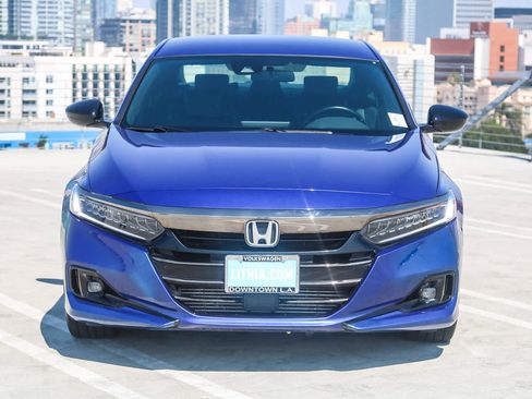 Used 2021 Honda Accord Sport image 2