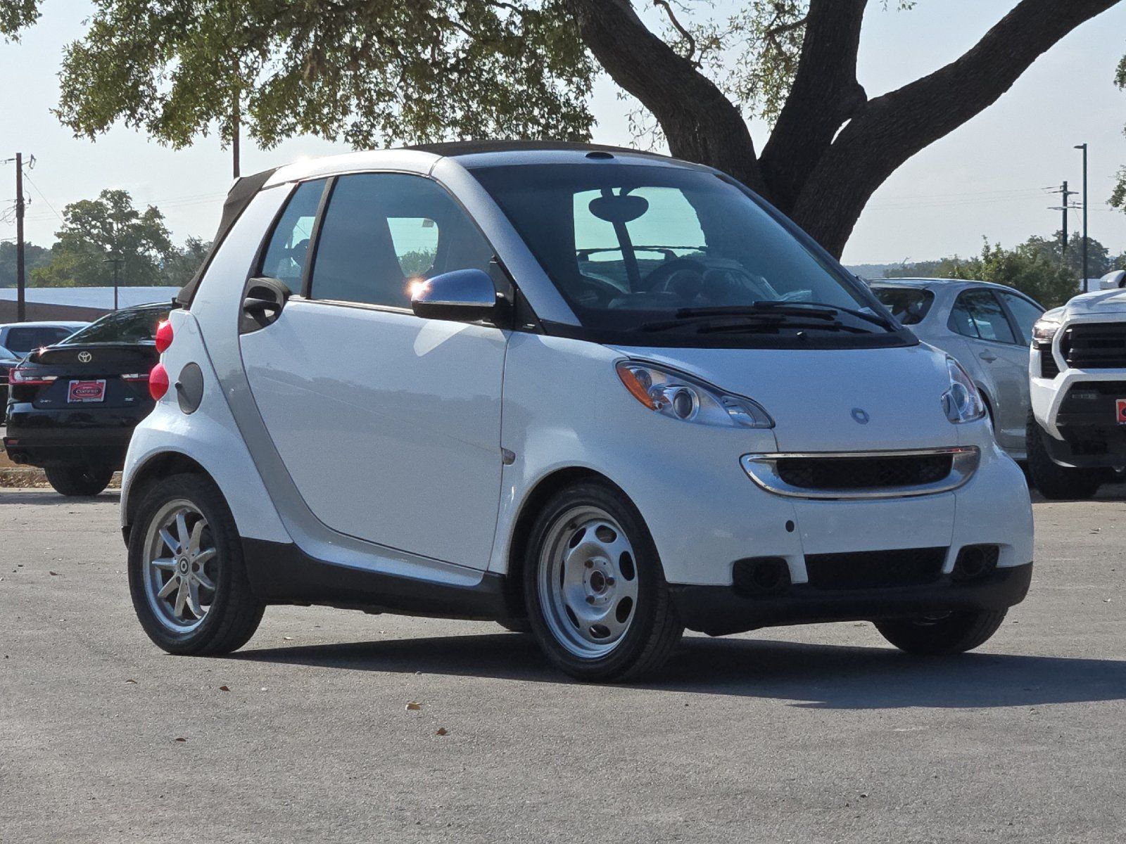 Used 2009 smart fortwo passion RWD image 7