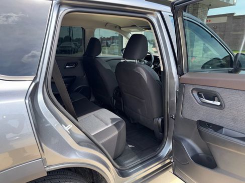 Used 2023 Nissan Rogue SV AWD/4WD image 20