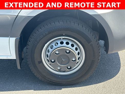 Used 2025 Mercedes-Benz Sprinter 3500 image 13