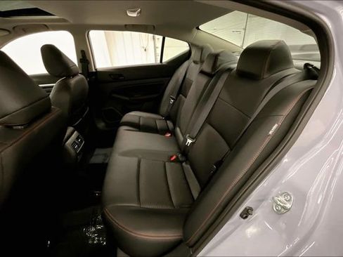 New 2026 Nissan Altima 2.5 SR FWD image 11