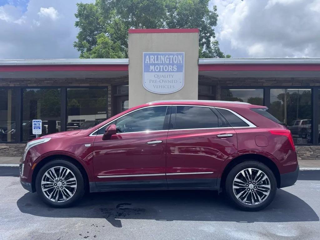 Used 2017 Cadillac XT5 Premium Luxury FWD image 2