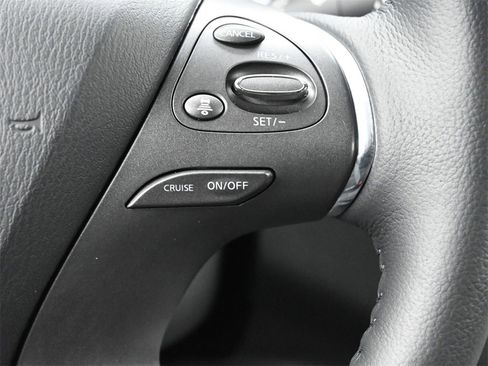 Used 2024 Nissan Murano SL image 9