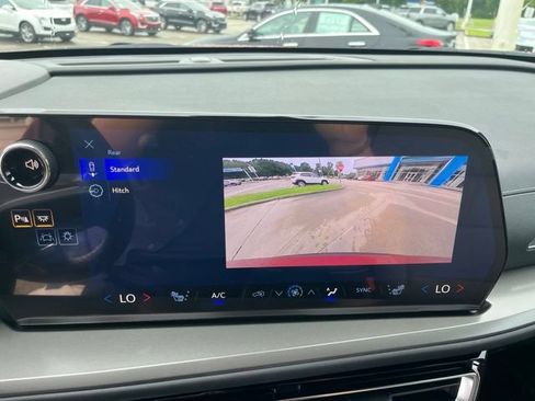 New 2026 Chevrolet Traverse LT w/ LPO, Floor Liner Package FWD image 27