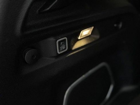 Used 2021 Jeep Grand Cherokee L Limited image 33