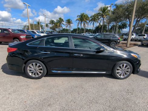 Used 2016 Hyundai Sonata Sport w/ Option Group 02 image 4