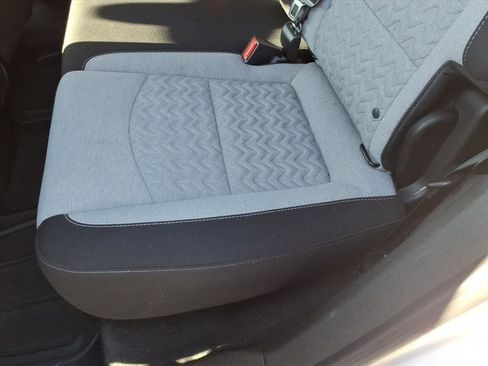 Used 2022 Chevrolet Equinox LT image 20