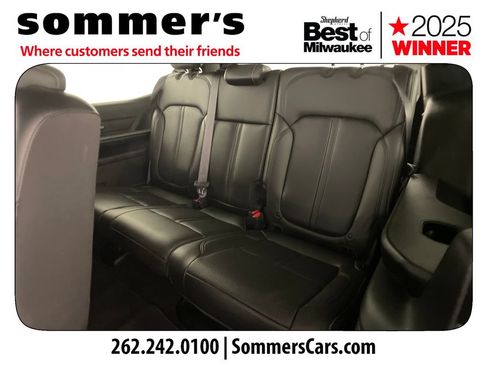 Used 2023 Jeep Wagoneer 4WD image 27